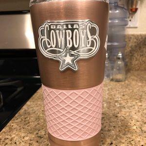 Meet your Posher, Monique